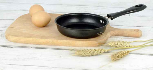 12CM Mini Frying Pan Hot-selling Pure Iron Coated Non-Stick Frying Pan Frying Egg Artifact Pan