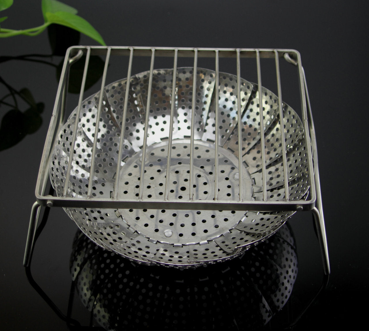 Portable folding grill