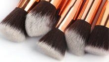 画像をギャラリービューアに読み込む, Set of 15 marbling makeup brushes