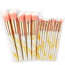 画像をギャラリービューアに読み込む, Set of 15 marbling makeup brushes