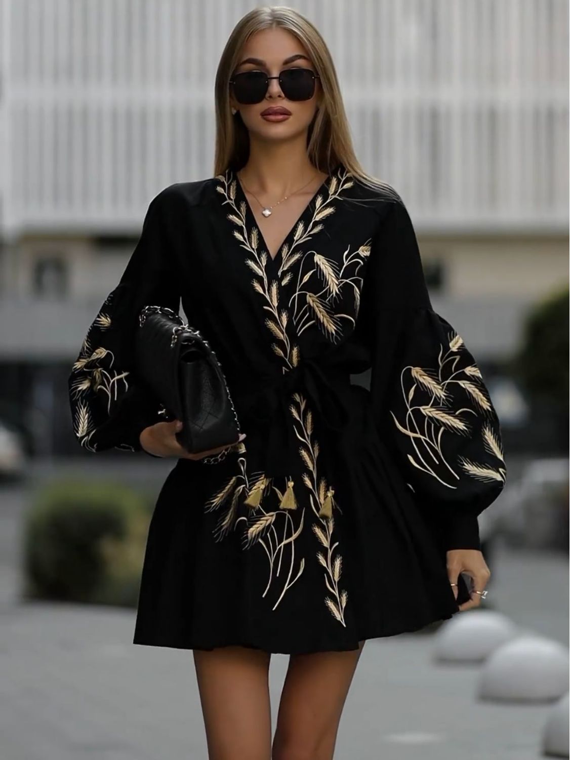 Fashion Printed Wide Hem Long Sleeve Dress