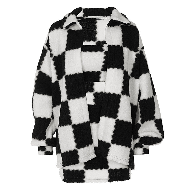 Black And White Plaid Thickened Coat