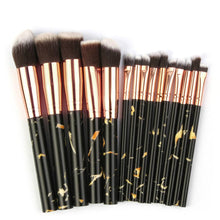 画像をギャラリービューアに読み込む, Set of 15 marbling makeup brushes