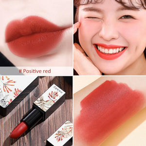 Non-marking lipstick makeup gift set