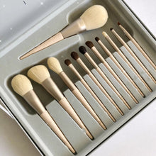 画像をギャラリービューアに読み込む, Set Of 12 Makeup Brushes