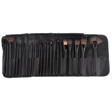 Carica l&#39;immagine nel visualizzatore di Gallery, Wooden Handle Makeup Brush Beauty Tool Set