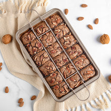 Load image into Gallery viewer, Kitchen Solid Bottom Thickened Square Brownie Pan Home Bakery