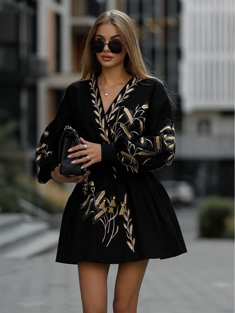 Fashion Printed Wide Hem Long Sleeve Dress